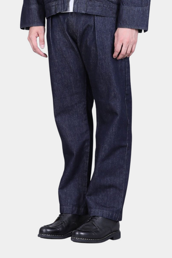 DENIM TUCK WIDE PANTS