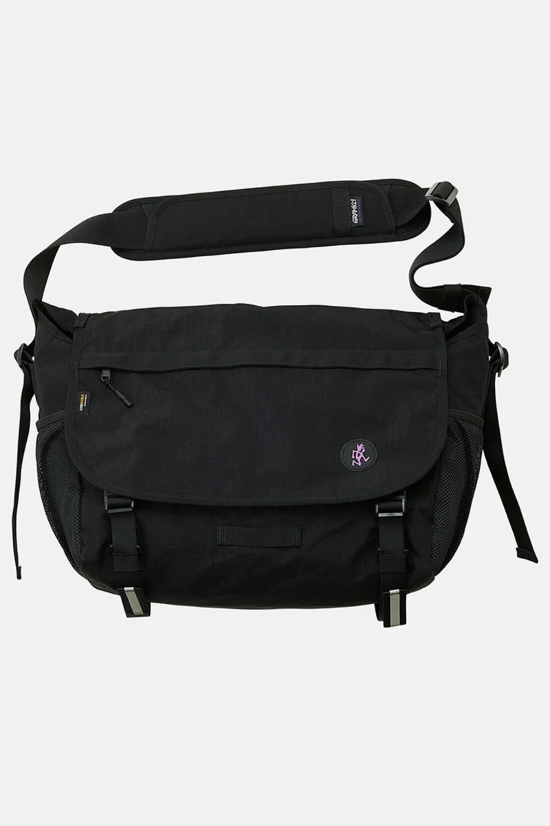 MESSENGER BAG