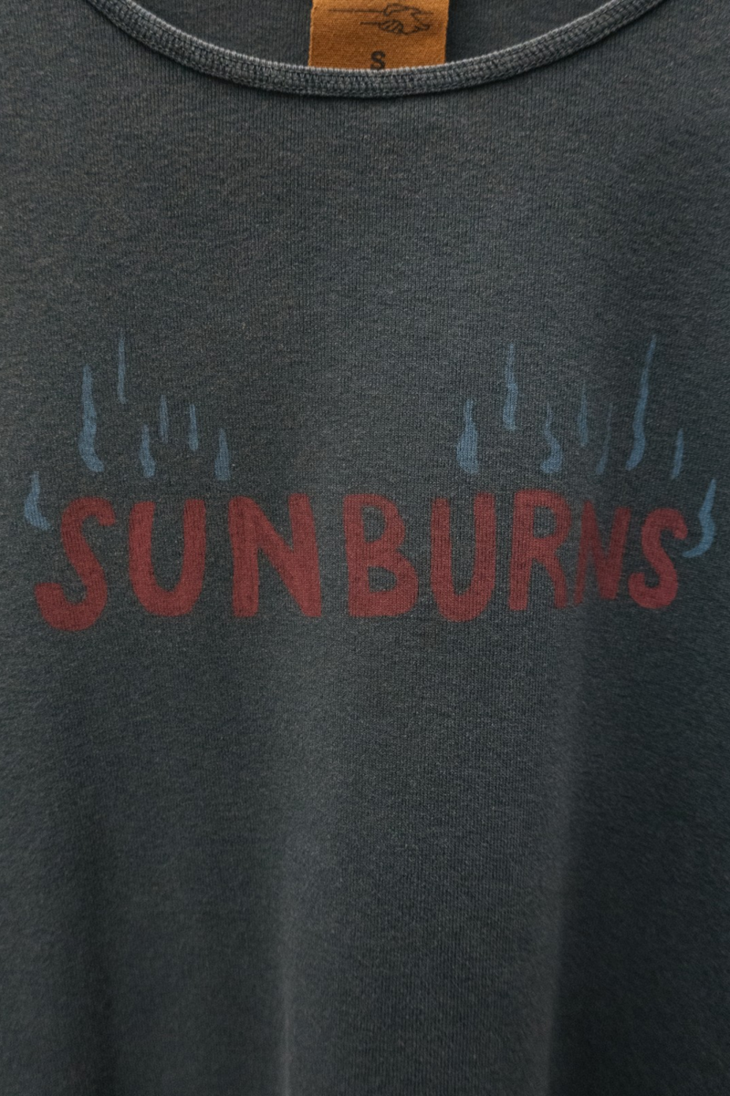 EVE SUNBURNS T-SHIRT BLACK