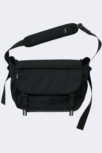 MESSENGER BAG