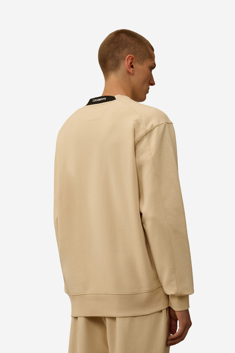 DIAGONAL RAISED FLEECE CREWNECK LENS SWEATSHIRT