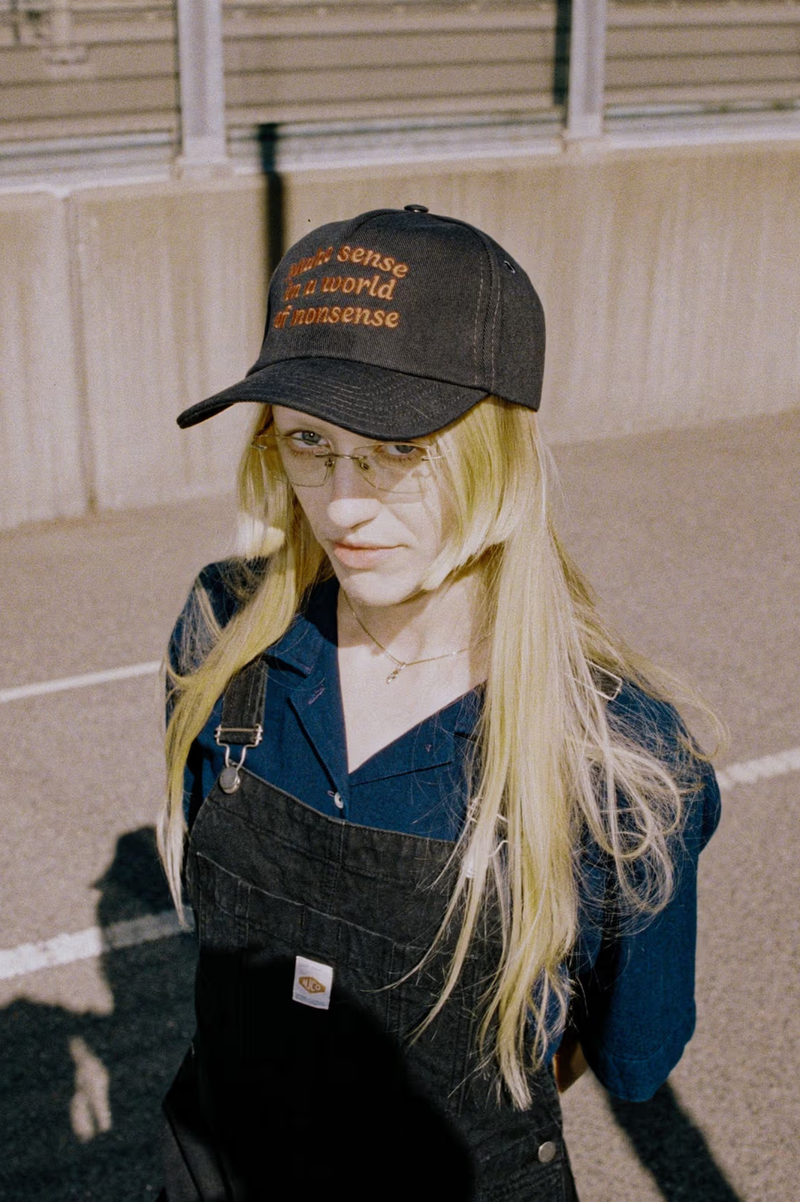 NUDIE CAP  MAKE SENSE