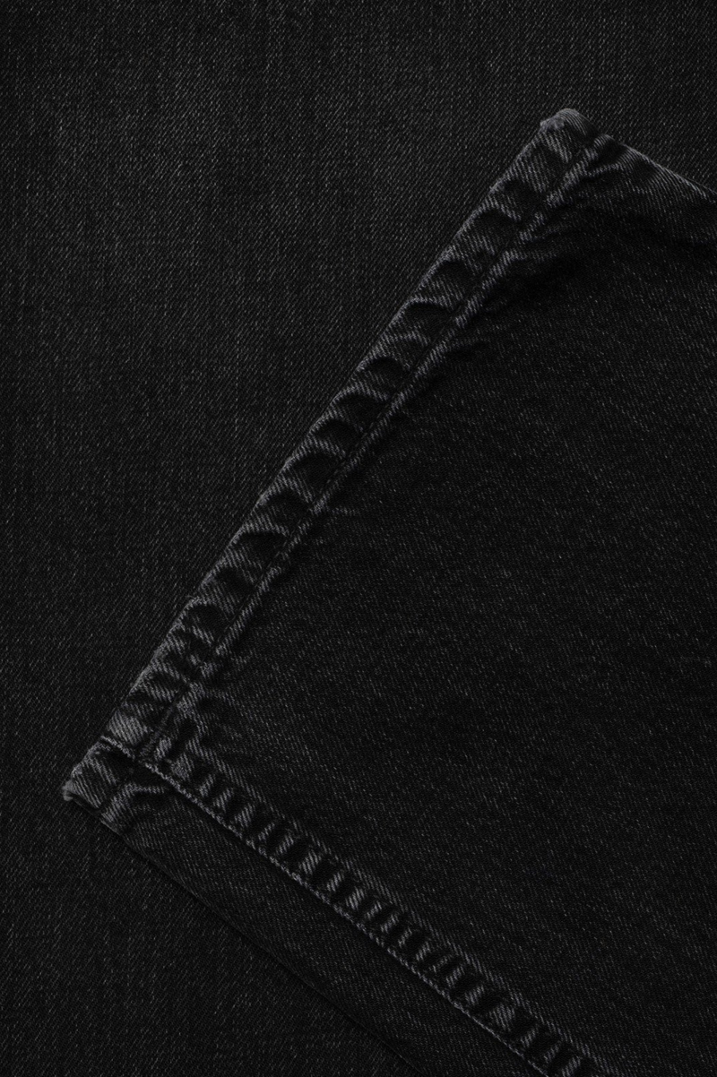 CLEAN EILEEN BLACK CROSSHATCH