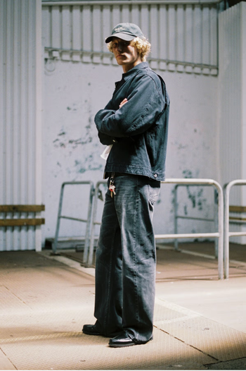 LOUD LARRY BLACK STORM