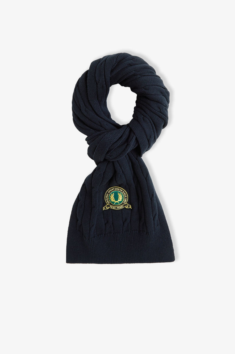 TENNIS BADGE CABLE SCARF