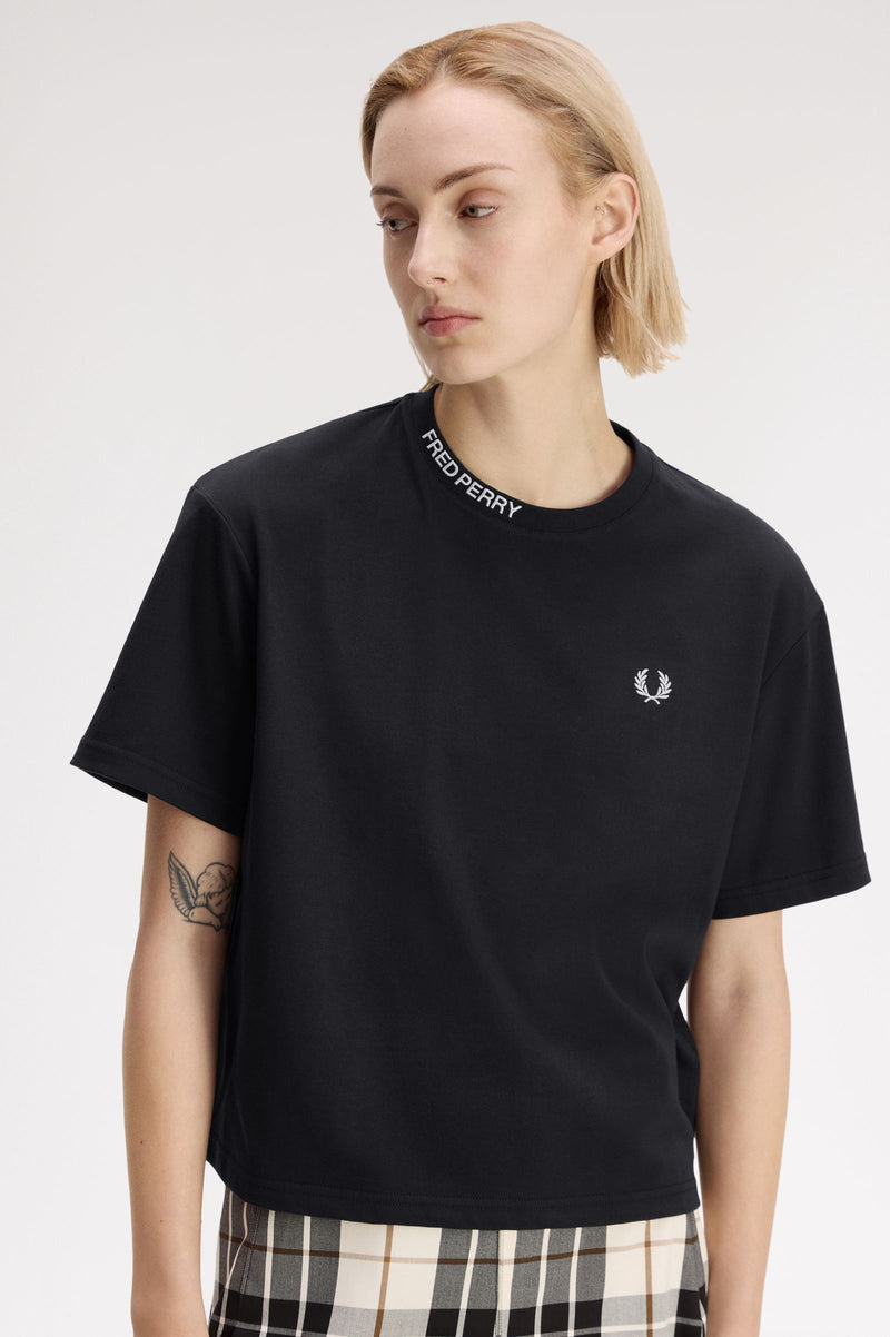 EMBROIDERED T-SHIRT