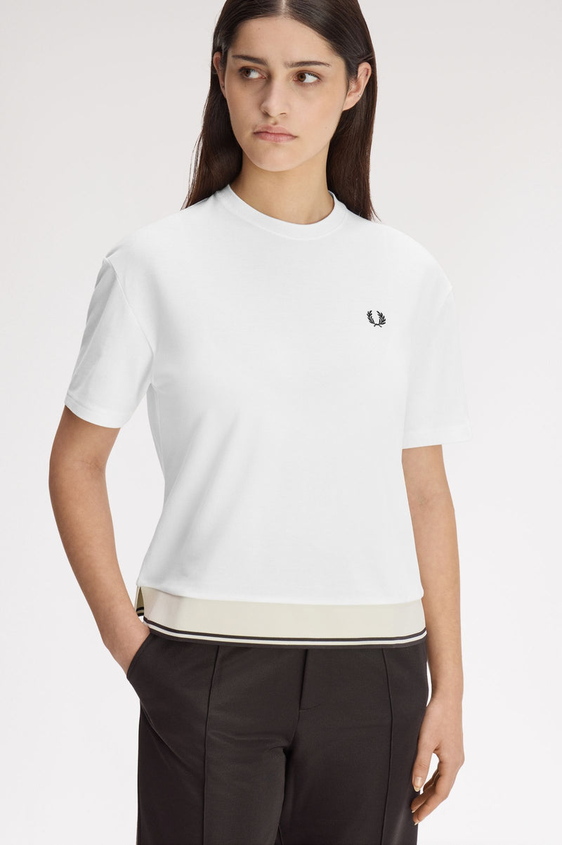 CONTRAST HEM PIQUE T-SHIRT