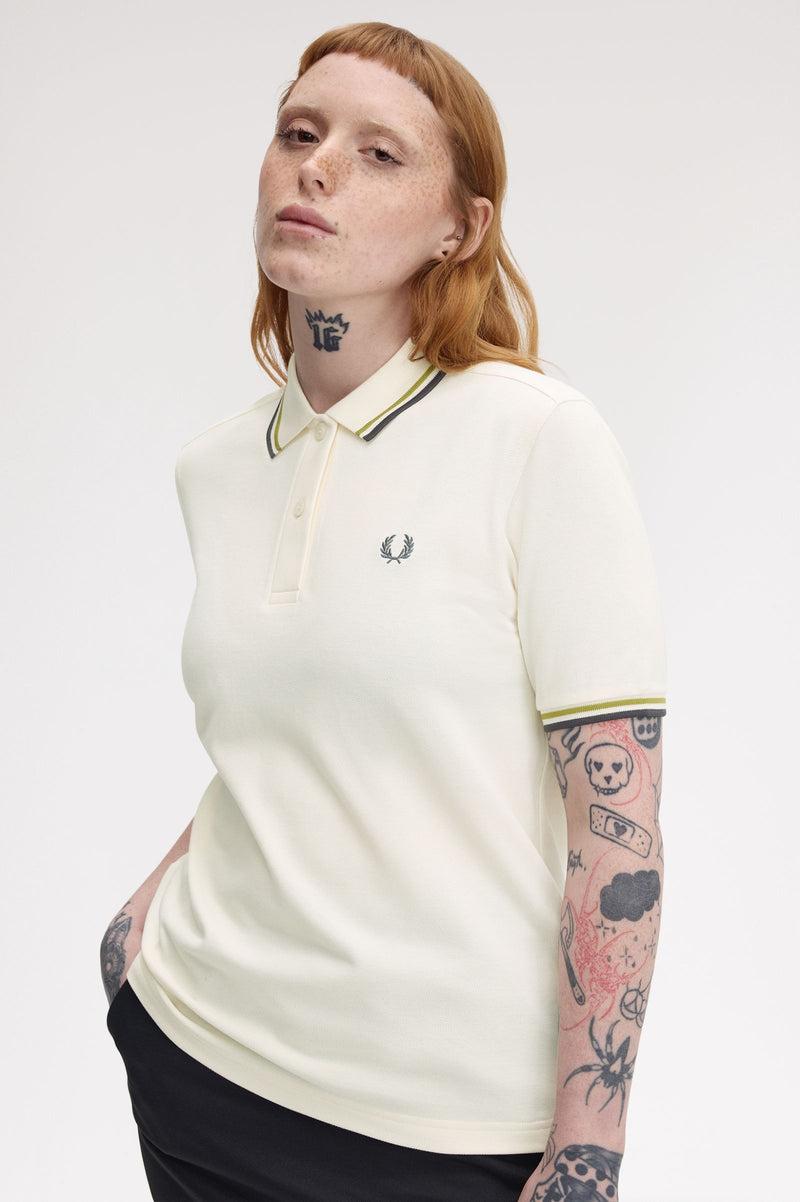 TWIN TIPPED FRED PERRY SHIRT