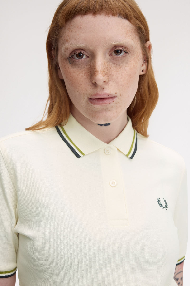 TWIN TIPPED FRED PERRY SHIRT