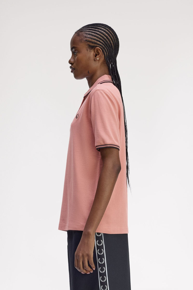 TWIN TIPPED FRED PERRY SHIRT