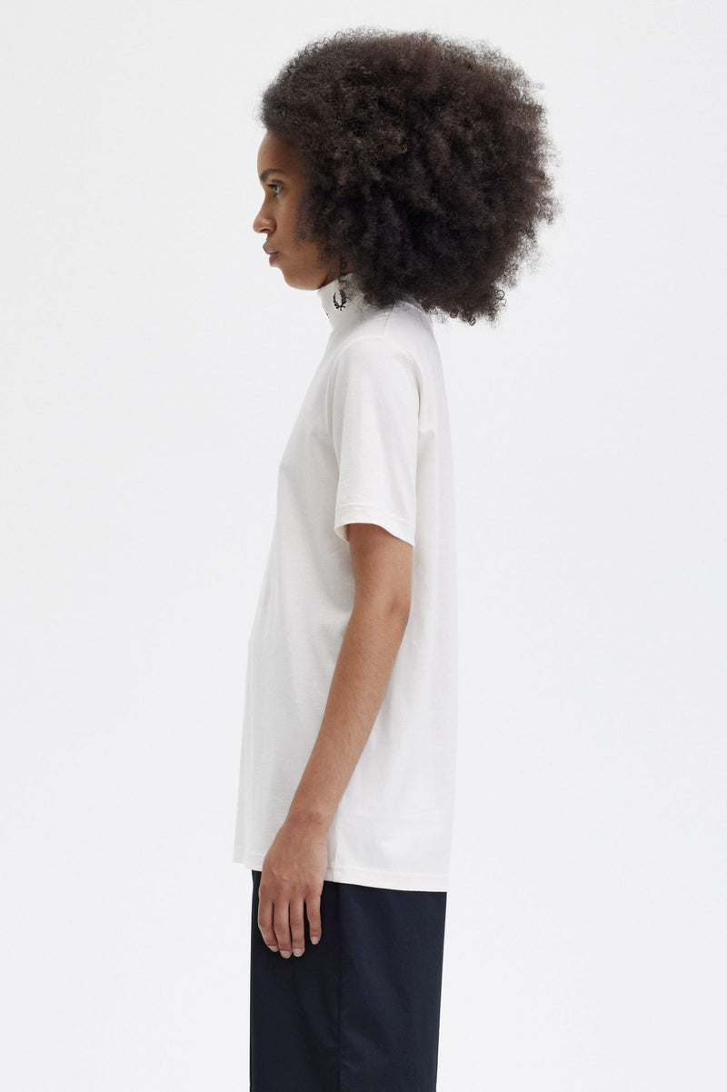 FRED PERRY LAUREL WREATH HIGHNECK T-SHIRT