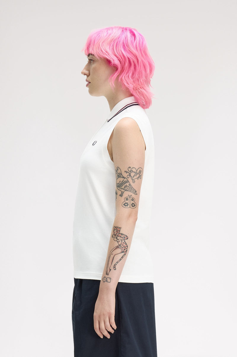 SLEEVELESS TWIN TIPPED FRED PERRY SHIRT