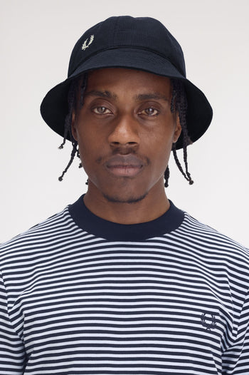 SEERSUCKER BUCKET HAT
