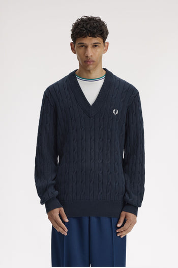 CABLE KNIT V-NECK JUMPER