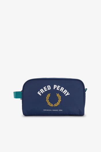 SPORTS NYLON WASH BAG