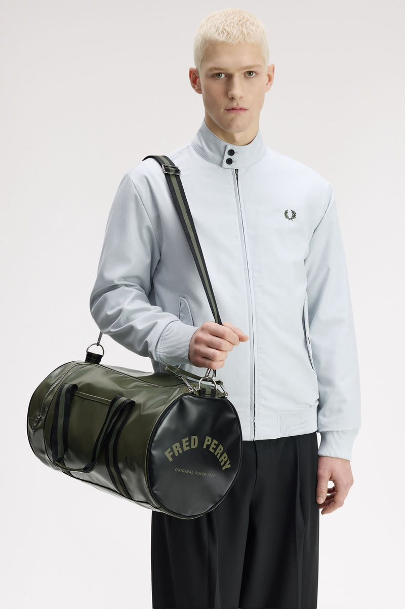 CLASSIC BARREL BAG
