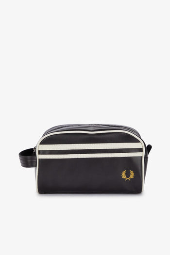 COATED POLYESTER WASH BAG