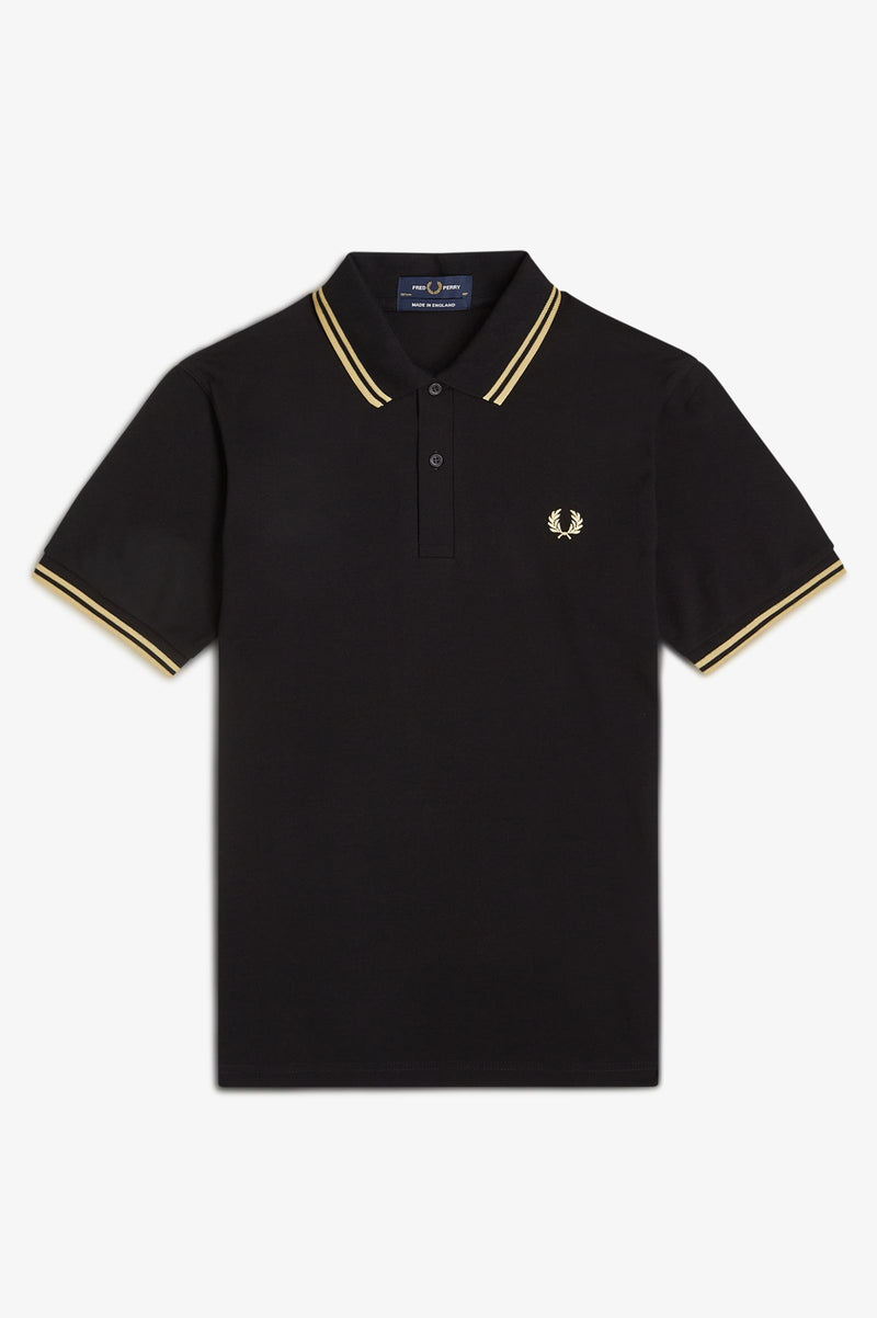 TWIN TIPPED FRED PERRY SHIRT