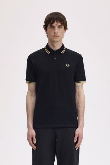 TWIN TIPPED FRED PERRY SHIRT