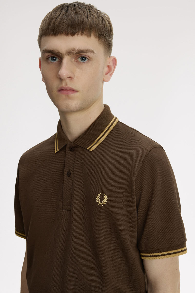 TWIN TIPPED FRED PERRY SHIRT