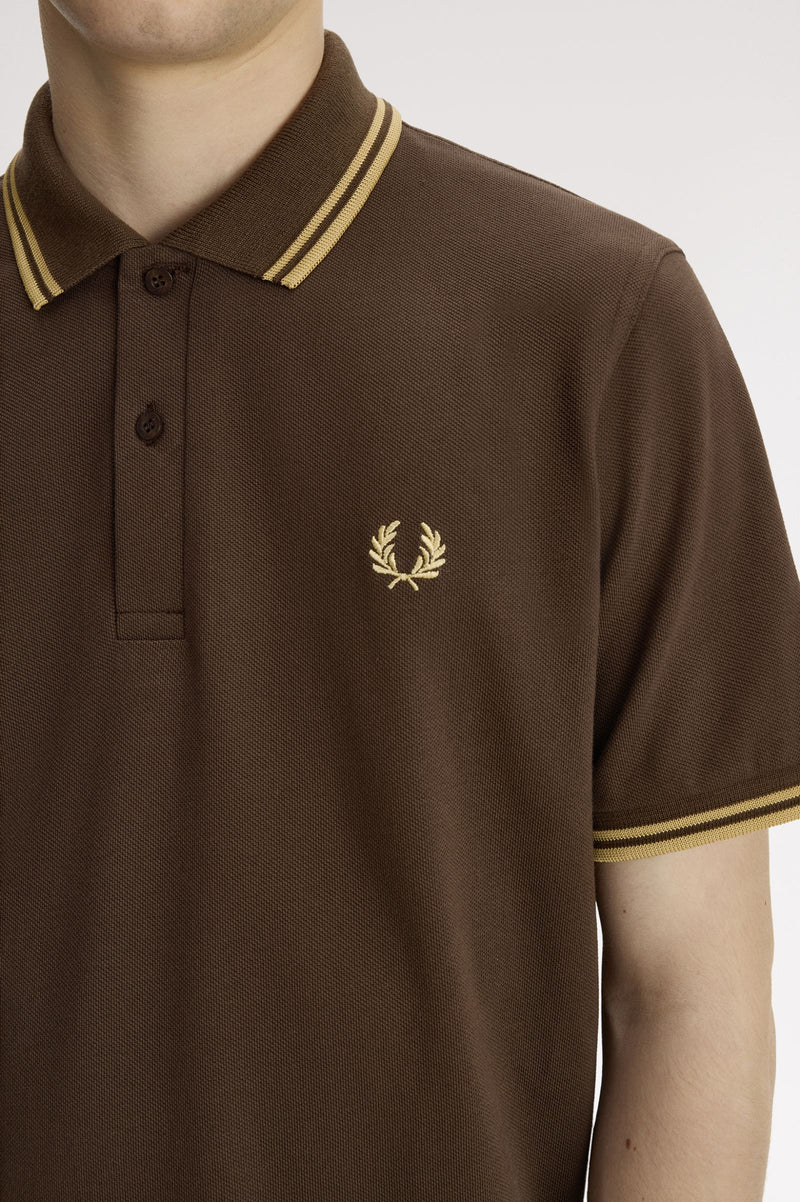 TWIN TIPPED FRED PERRY SHIRT