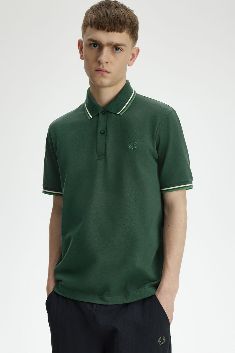 TWIN TIPPED FRED PERRY SHIRT