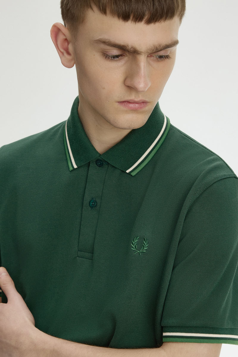 TWIN TIPPED FRED PERRY SHIRT
