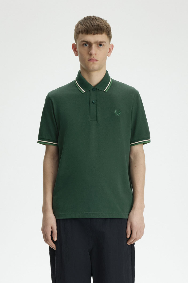 TWIN TIPPED FRED PERRY SHIRT
