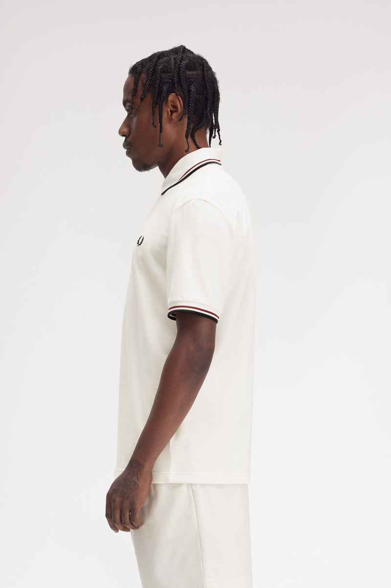 THE TWIN TIPPED FREDPERRY SHIRT