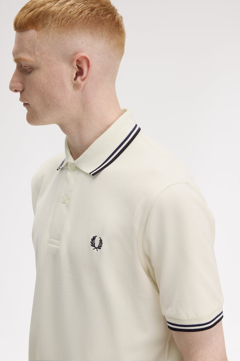 THE TWIN TIPPED FREDPERRY SHIRT