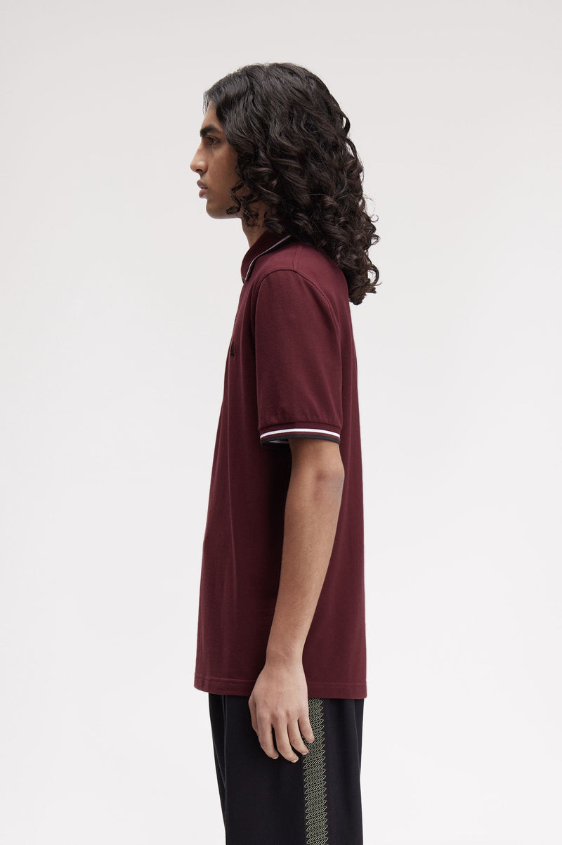 TWIN TIPPED FRED PERRY SHIRT