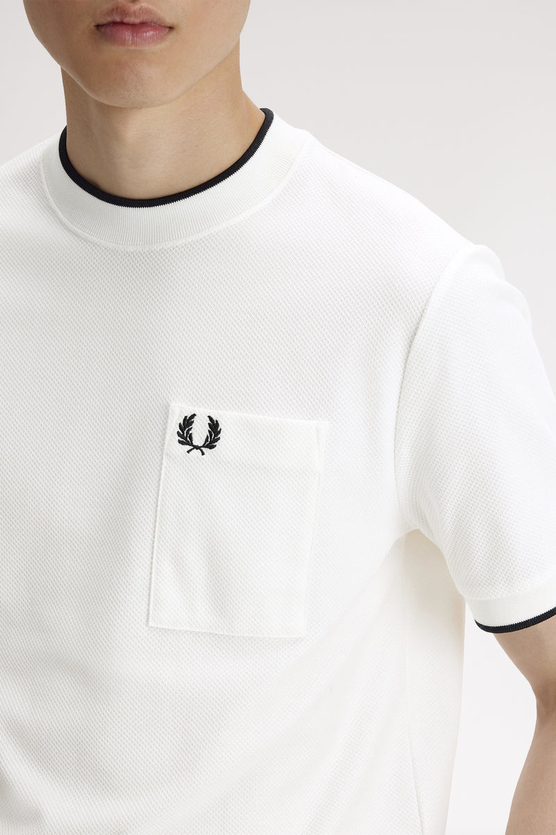 POCKET DETAIL PIQUE T-SHIRT