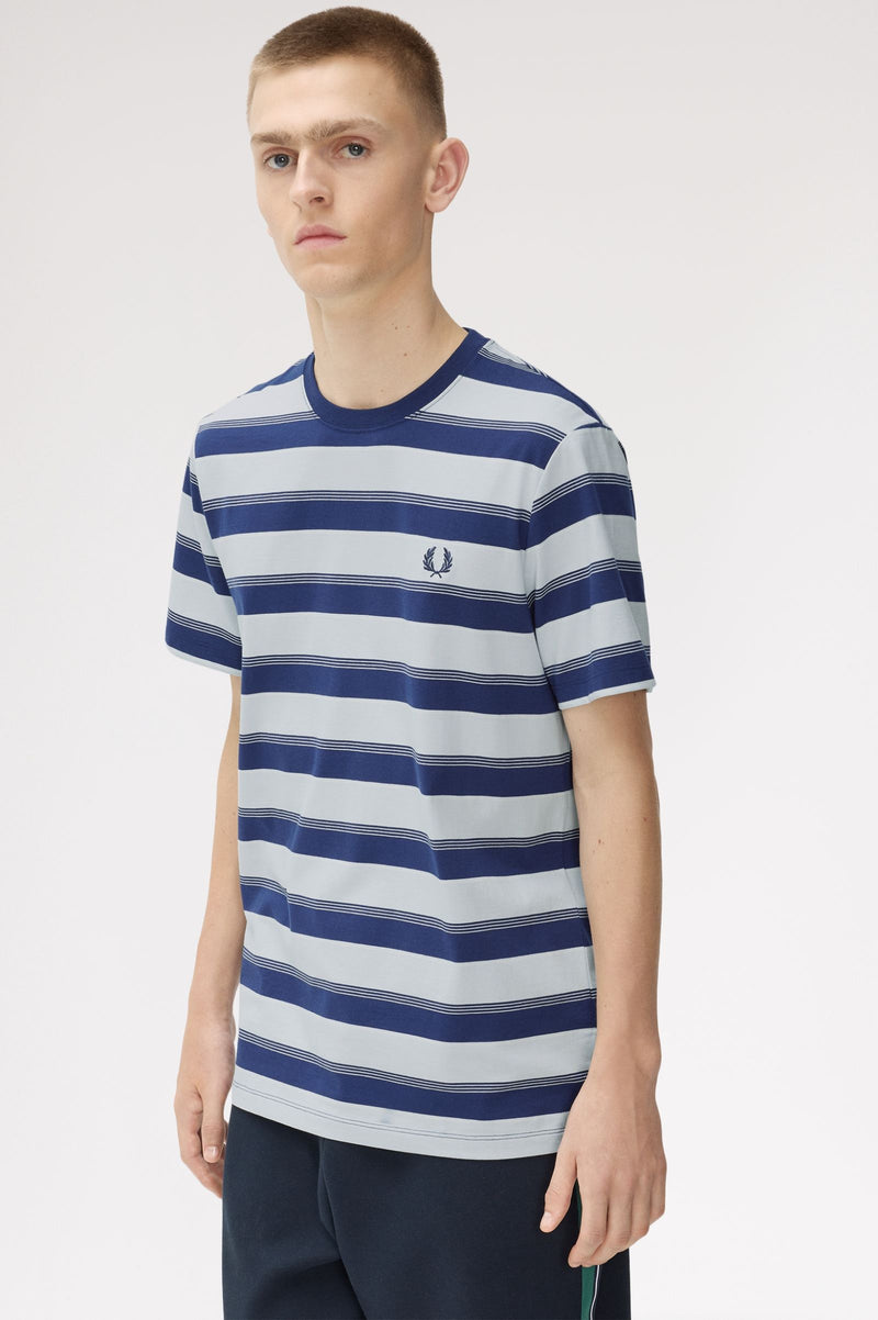 FINE STRIPE T-SHIRT
