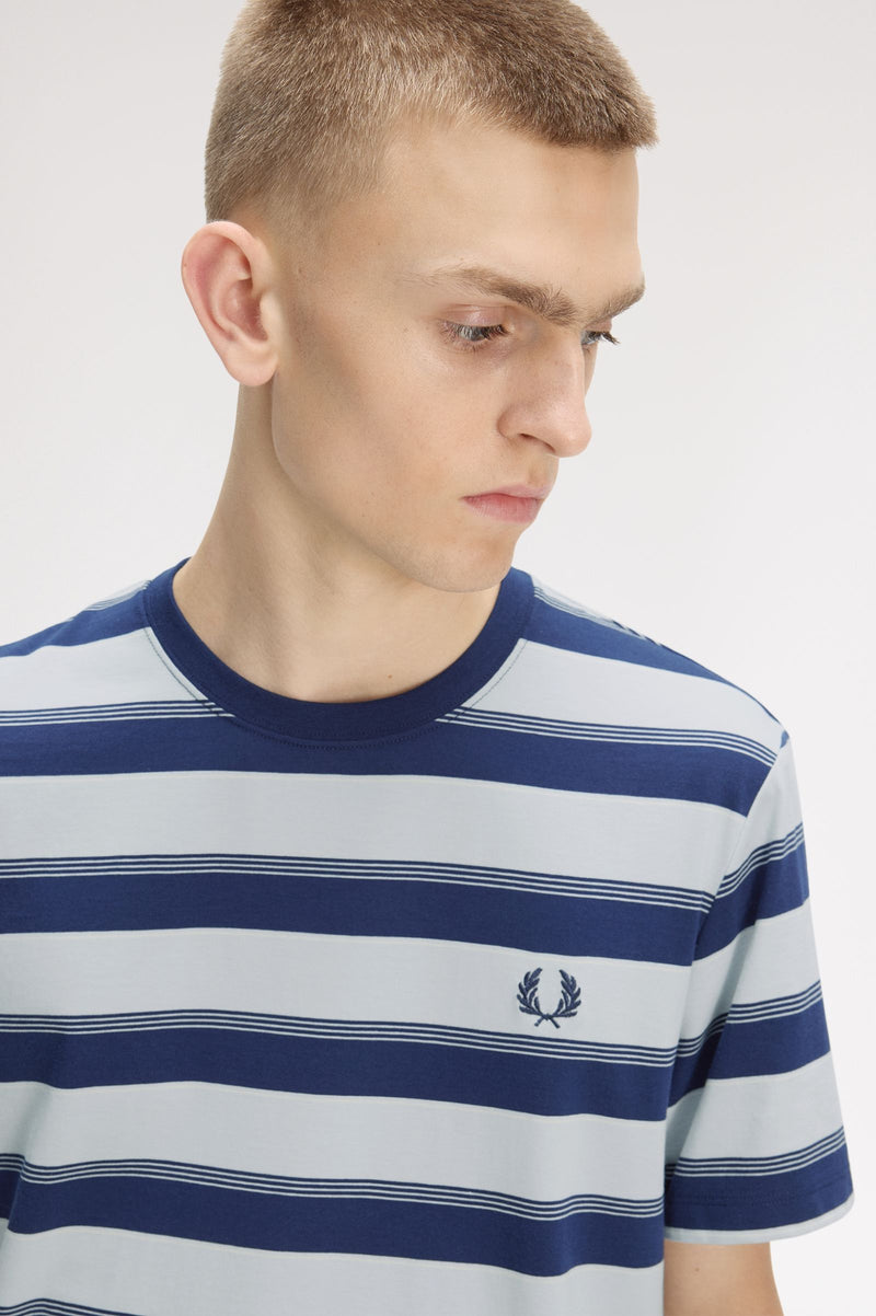 FINE STRIPE T-SHIRT