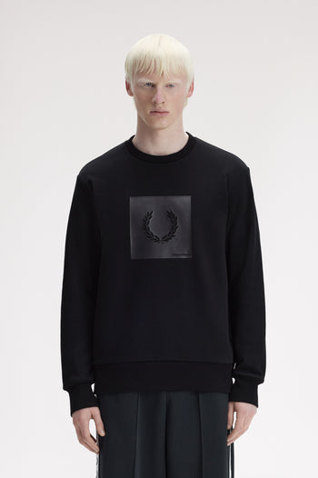 BOX GRAPHIC SWEATSHIRT