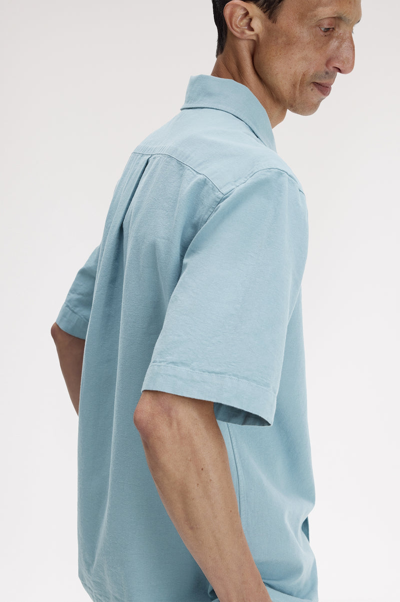POCKET DETAIL SS SHIRT