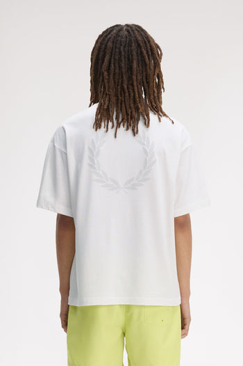 BACK PRINT LAUREL WREATH T-SHIRT