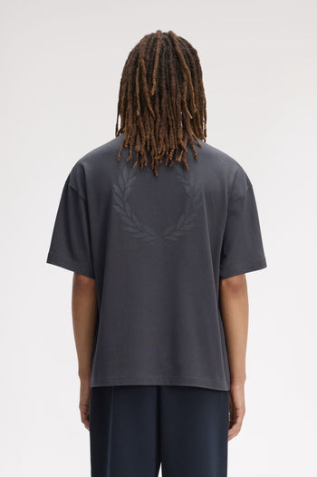 BACK PRINT LAUREL WREATH T-SHIRT