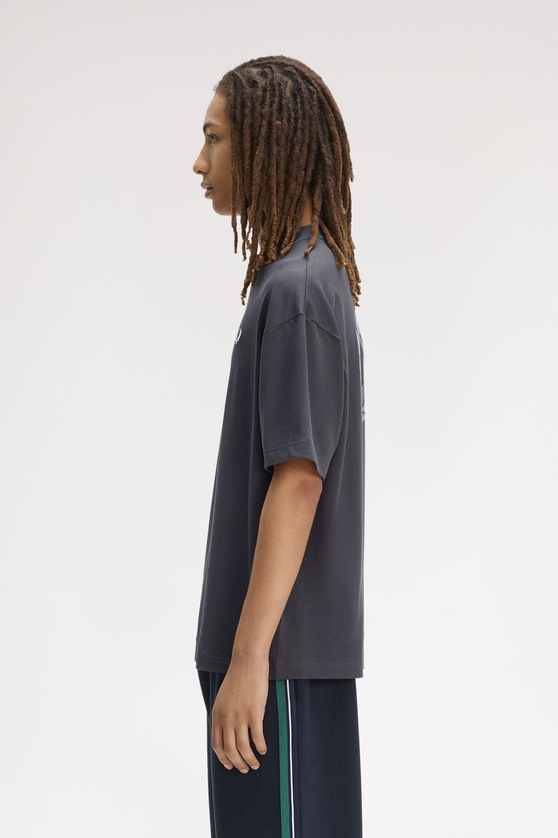 BACK PRINT LAUREL WREATH T-SHIRT