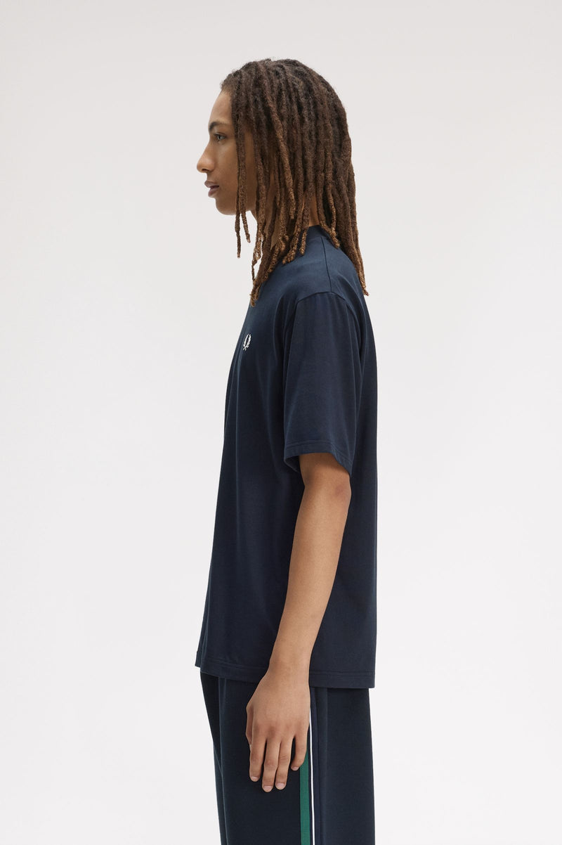 BACK PRINT FRED PERRY TEXT T-SHIRT