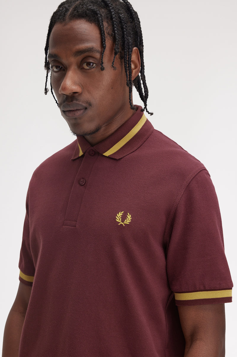 SINGLE TIPPED FRED PERRY SHIRT
