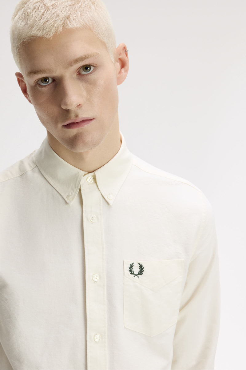 CONCEALED TIPPED OXFORD SHIRT