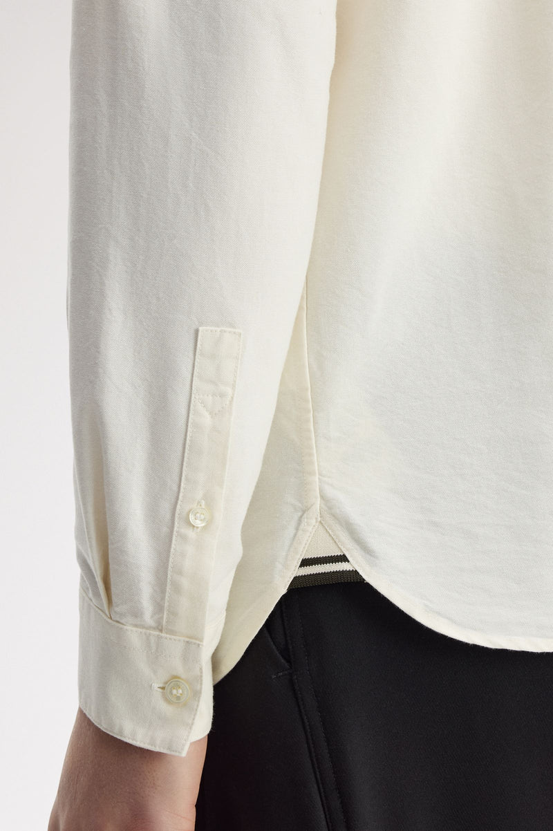 CONCEALED TIPPED OXFORD SHIRT