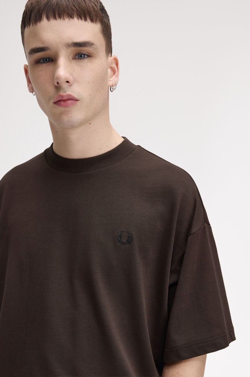 OVERSIZED T-SHIRT