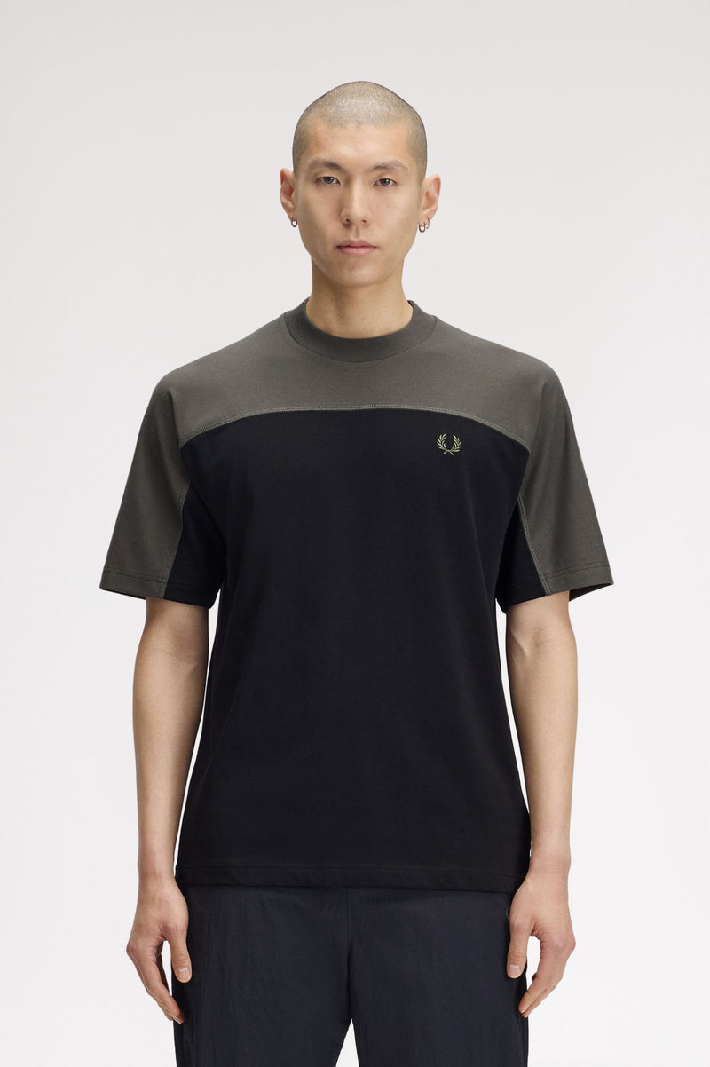 COLOUR BLOCK T-SHIRT