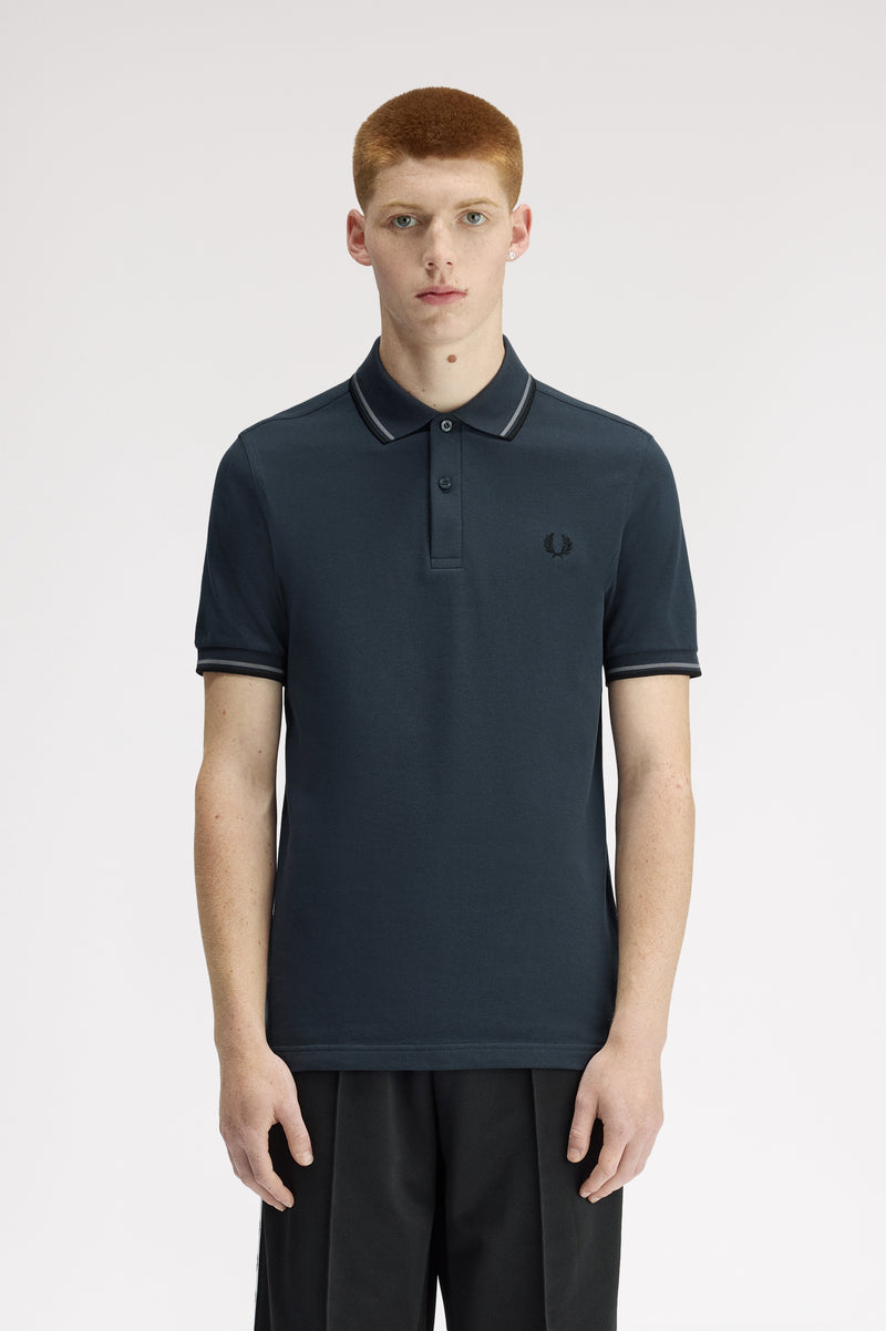 TWIN TIPPED FRED PERRY SHIRT