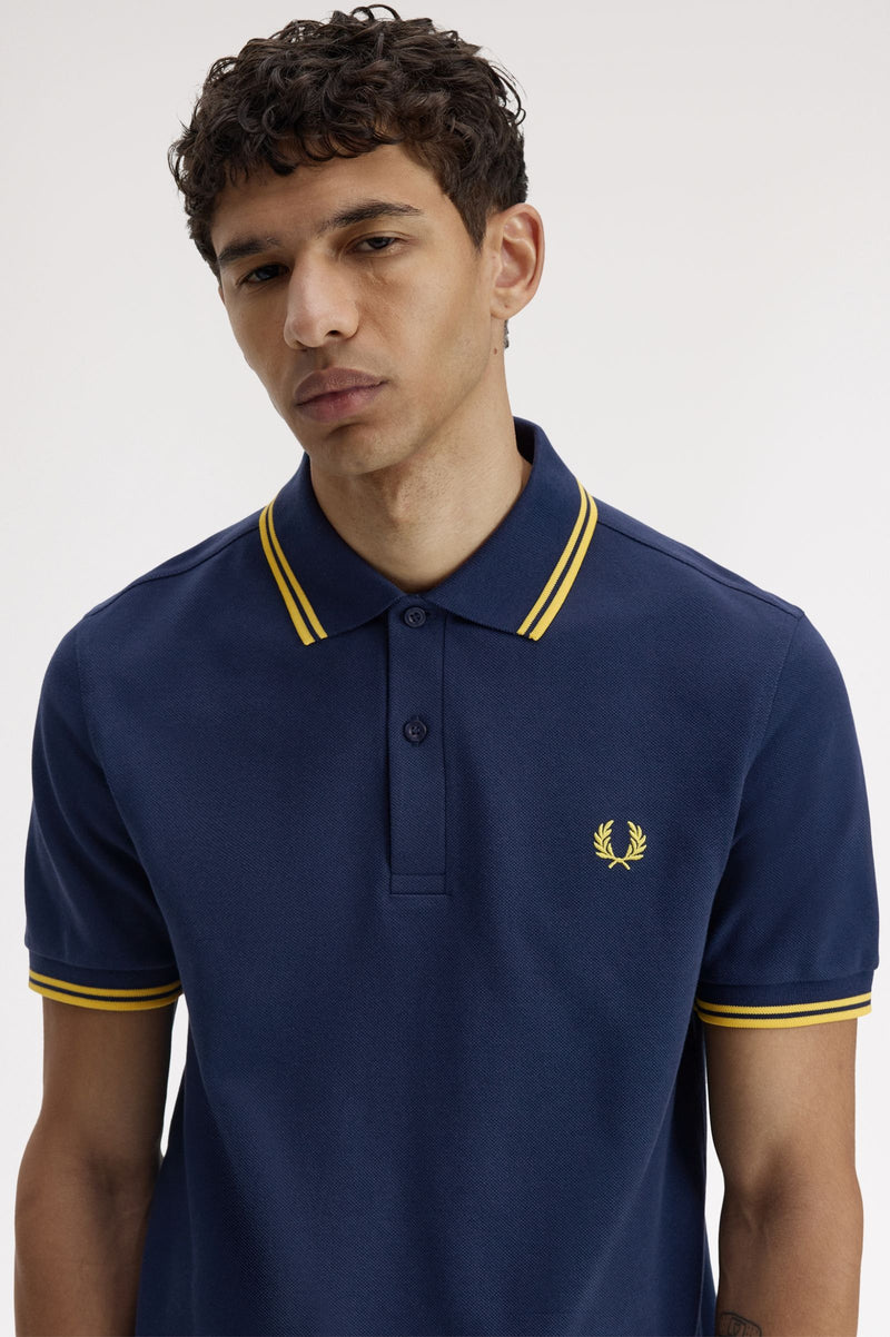 TWIN TIPPED FRED PERRY SHIRT