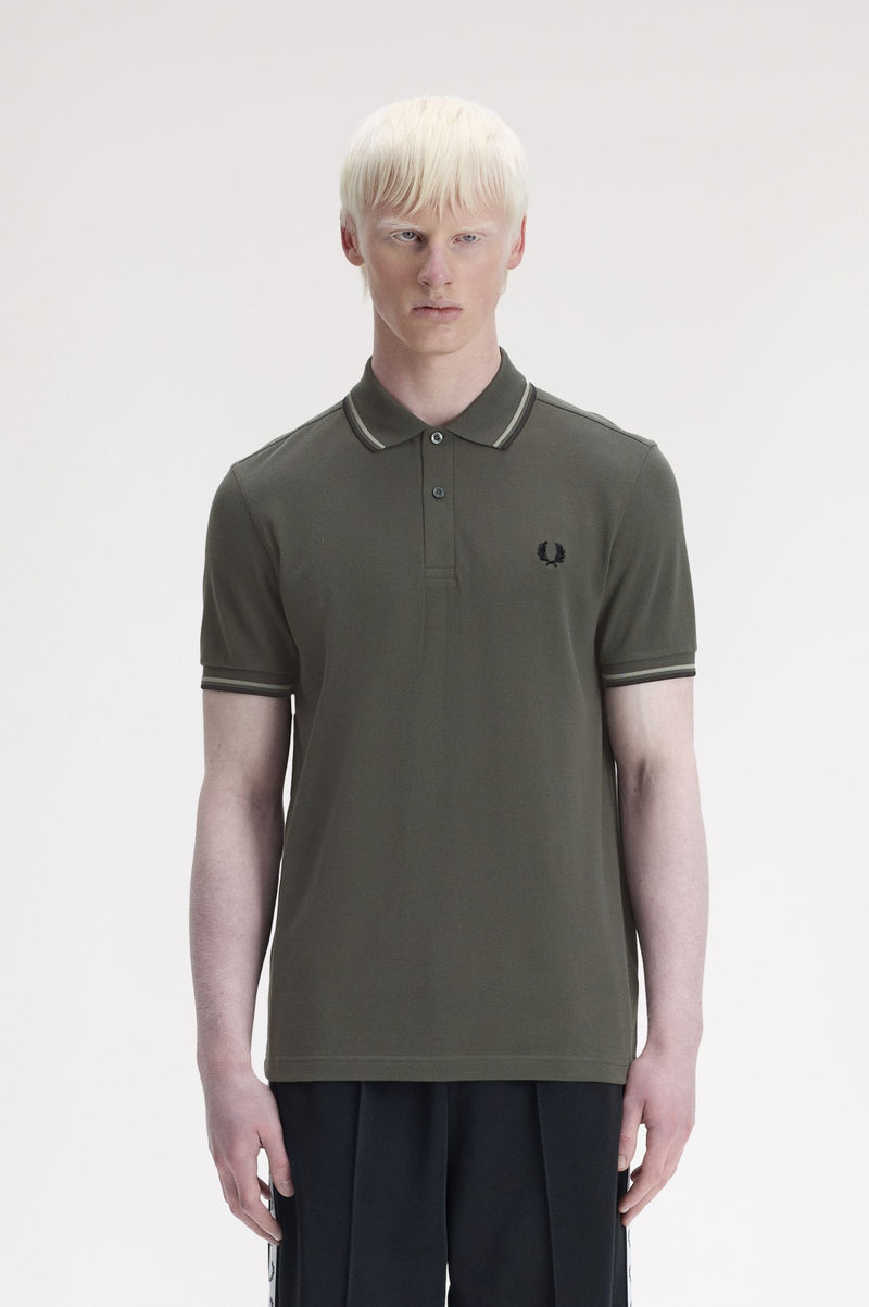 TWIN TIPPED FRED PERRY SHIRT