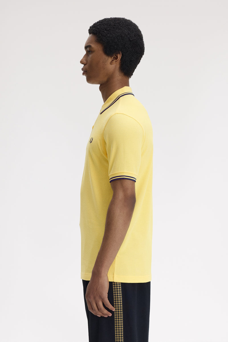 TWIN TIPPED FRED PERRY SHIRT