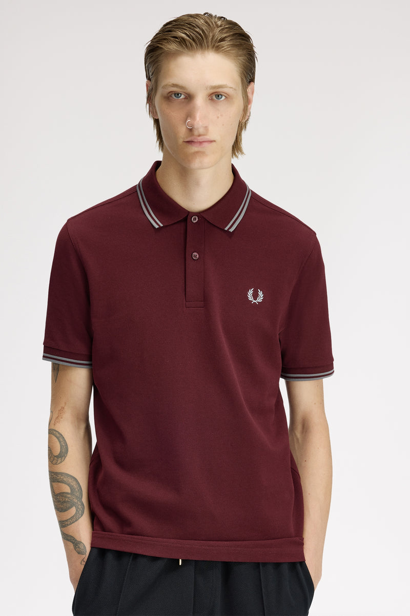TWIN TIPPED FRED PERRY SHIRT